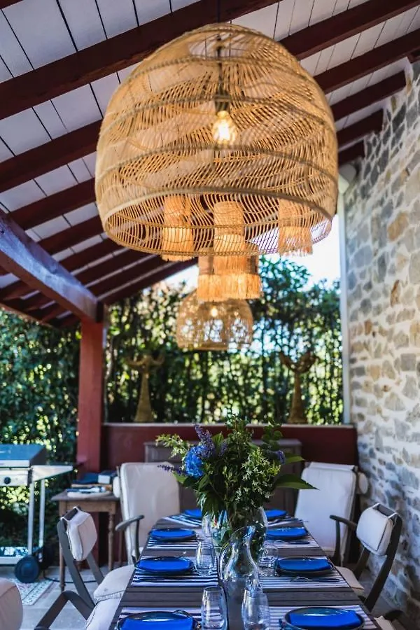 Etxe Batua - Keyweek Renovated Basque Villa With Heated Pool Arcangues 0*,  France
